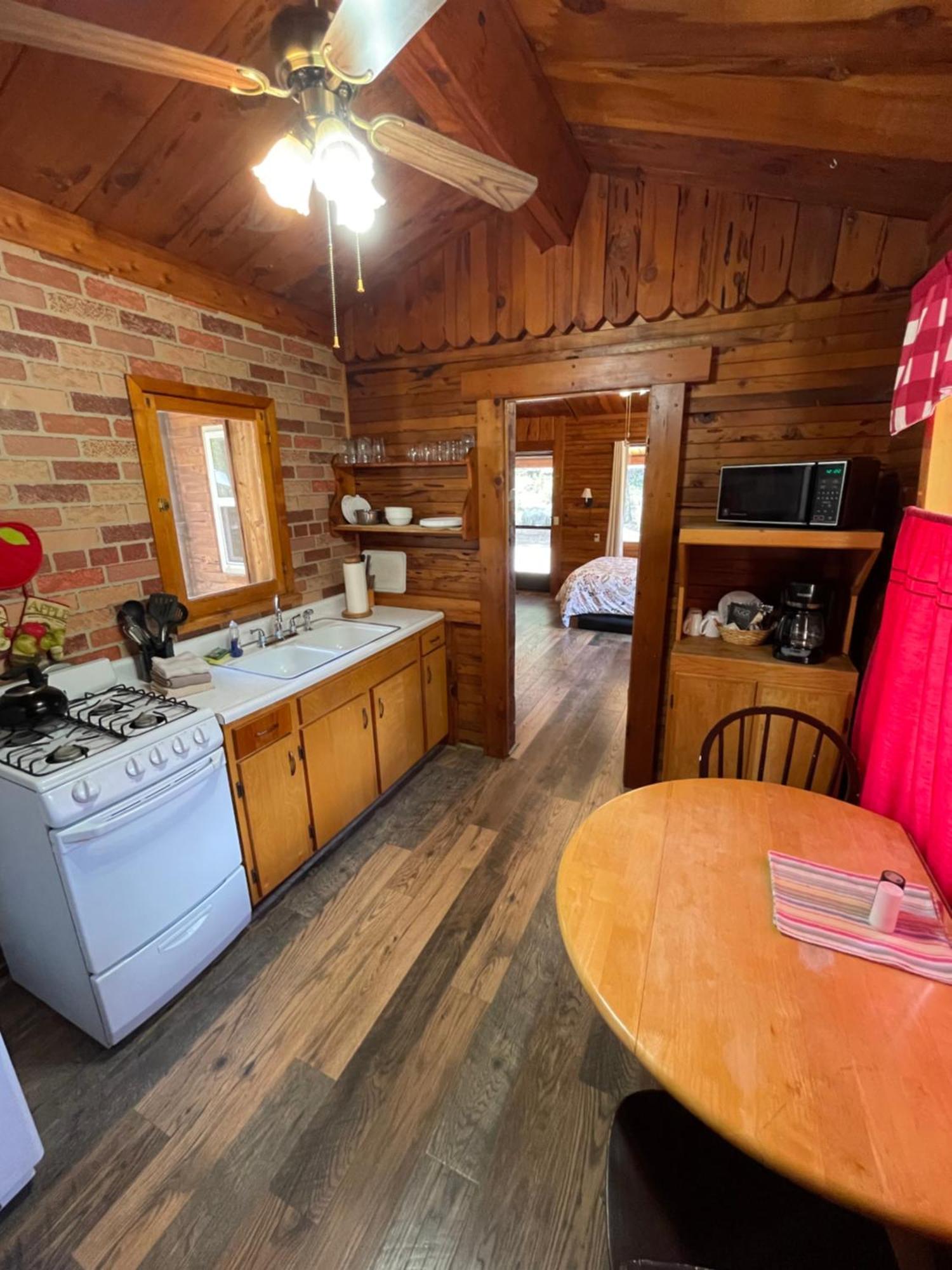 Sierra Sky Lodge Sloat Extérieur photo