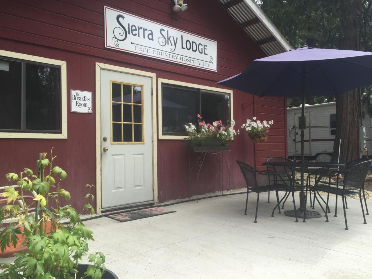 Sierra Sky Lodge Sloat Extérieur photo